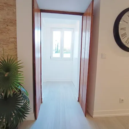 Center Quiet Apartment-lapa 2 Bathroom Лиссабон